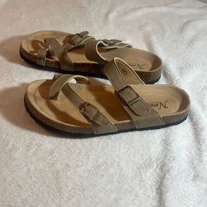 Natural reflections Maggie buckle toe size 8